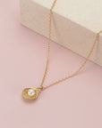 Gold Shell Pendant with Pearl Necklace - HLcollection - Handmade Gold and Silver Jewelry