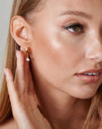 Hoop Pearl Huggie Earrings - HLcollection - Handmade Gold and Silver Jewelry