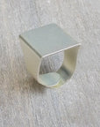 ADJUSTABLE WIDE SQUARE RING