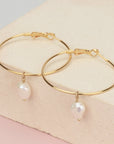 Freshwater Pearl Hoop Earrings - HLcollection - Handmade Gold and Silver Jewelry