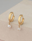 Hoop Pearl Huggie Earrings - HLcollection - Handmade Gold and Silver Jewelry